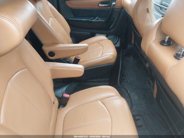 44297223 :رقم المزاد ، 1GNKVJKD1DJ255764 vin ، 2013 Chevrolet Traverse 2lt مزاد بيع