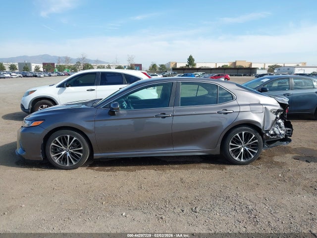 4T1B11HK3KU200508 Toyota CAMRY SE