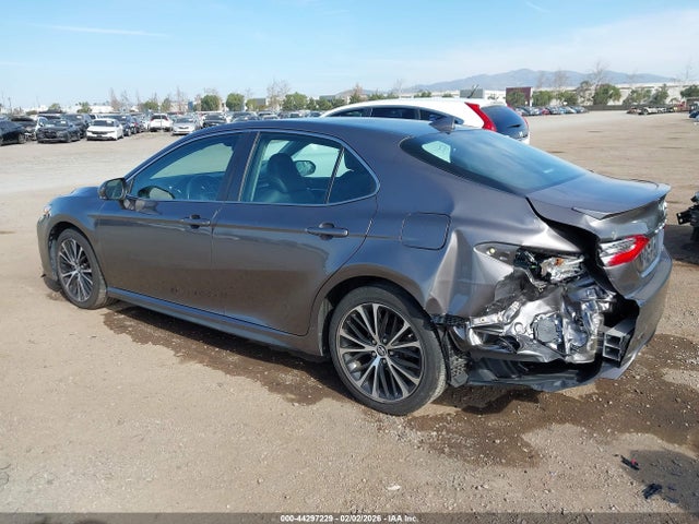 4T1B11HK3KU200508 Toyota CAMRY SE
