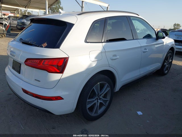 WA1BNAFY9K2056453 Audi Q5 45 Premium