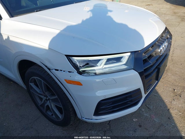 WA1BNAFY9K2056453 Audi Q5 45 Premium