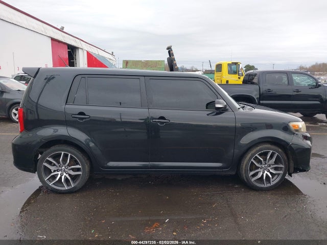 Scion XB 2014 JTLZE4FE3EJ057950 Image 14