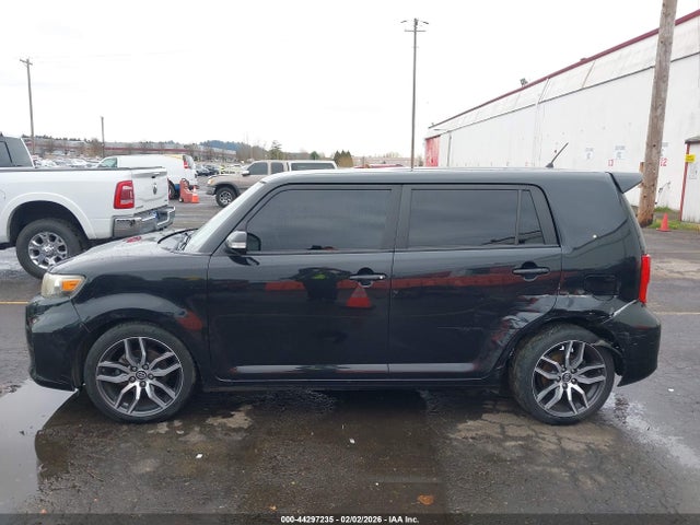 Scion XB 2014 JTLZE4FE3EJ057950 Image 15