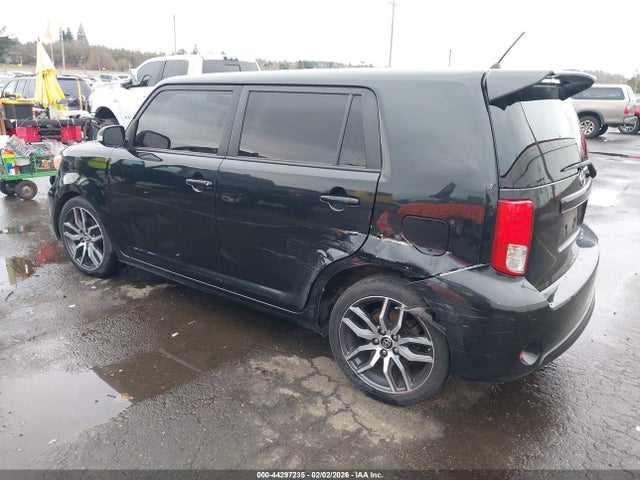 Scion XB 2014 JTLZE4FE3EJ057950 Image 3
