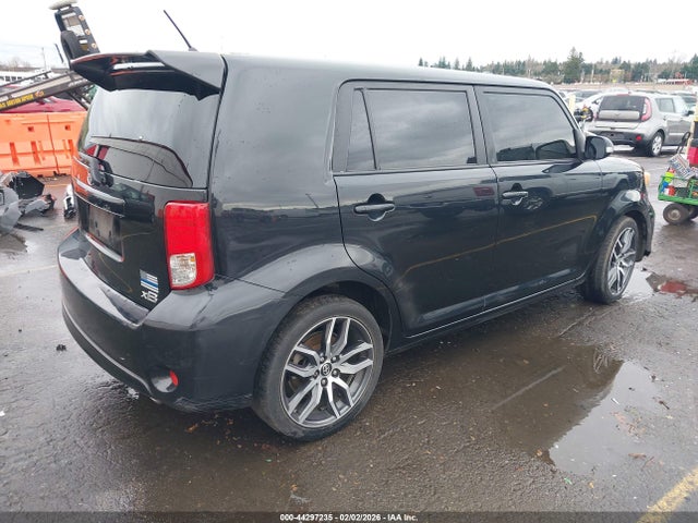 Scion XB 2014 JTLZE4FE3EJ057950 Image 4