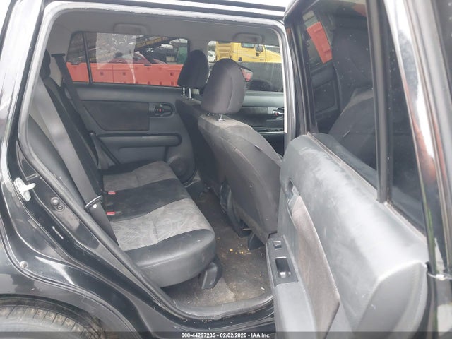 Scion XB 2014 JTLZE4FE3EJ057950 Image 8