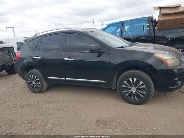 JN8AS5MT6FW669013 Nissan Rogue Select S