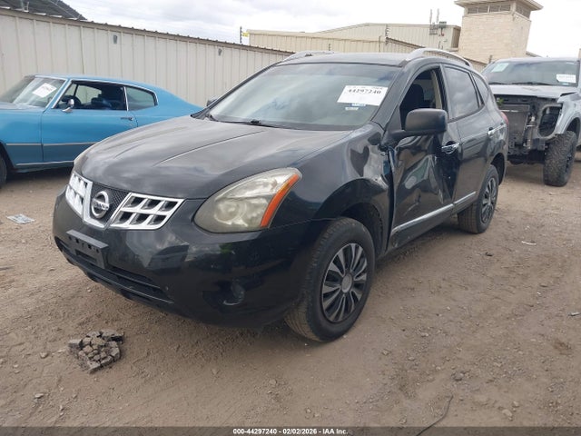 JN8AS5MT6FW669013 Nissan Rogue Select S