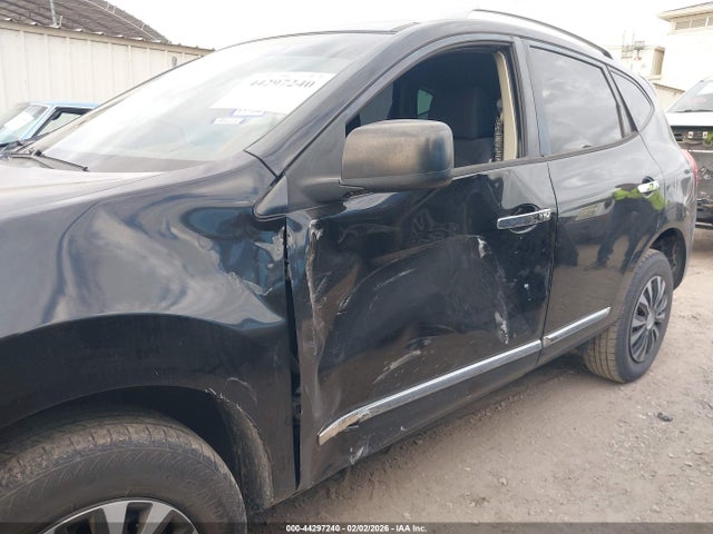 JN8AS5MT6FW669013 Nissan Rogue Select S