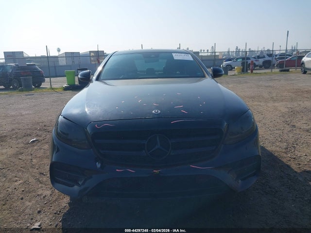 Mercedes-Benz E 300 2018 WDDZF4JB8JA358087 Image 13