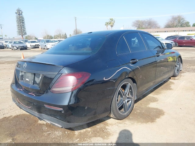 Mercedes-Benz E 300 2018 WDDZF4JB8JA358087 Image 4