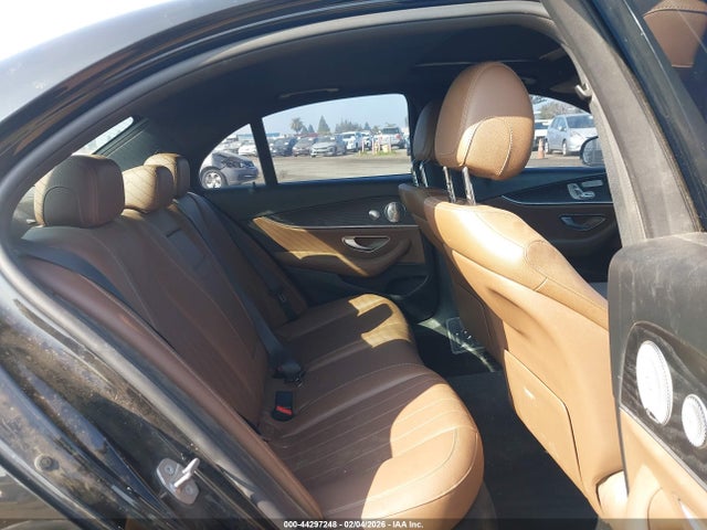 Mercedes-Benz E 300 2018 WDDZF4JB8JA358087 Image 8
