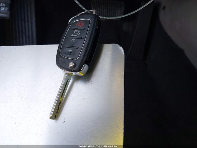 5NPE24AF3GH364260 Hyundai SONATA SE