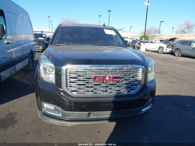 1GKS2HKJXJR178801 GMC YUKON XL DENALI