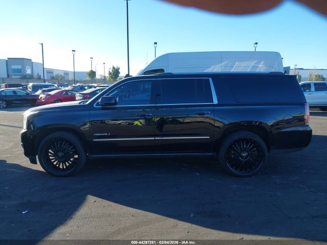 1GKS2HKJXJR178801 GMC YUKON XL DENALI