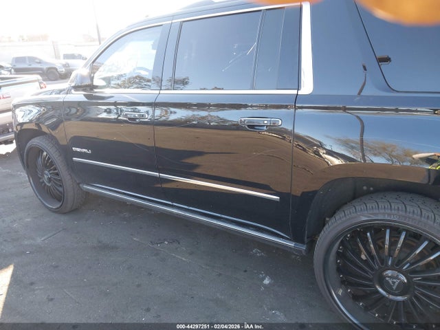 1GKS2HKJXJR178801 GMC YUKON XL DENALI