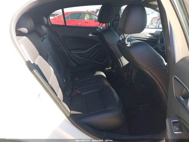 2017 MERCEDES-BENZ GLA 250 WDCTG4GBXHJ332020 Photo 7
