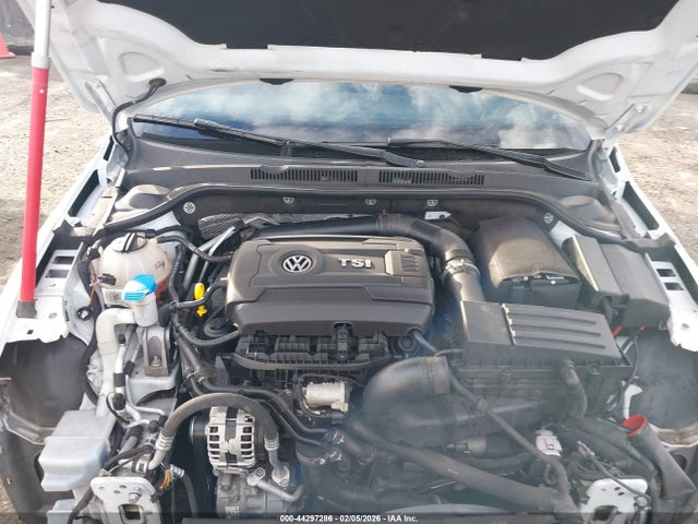 3VW5T7AJ2EM330186 Volkswagen Jetta Gli Edition 30 W/nav