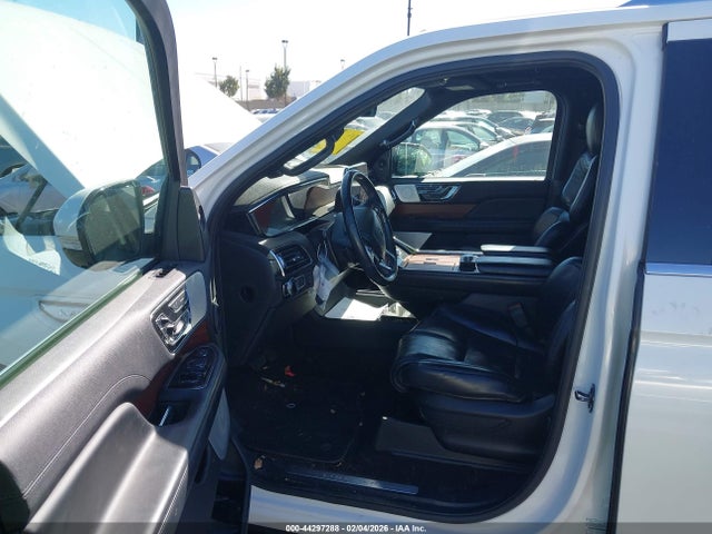 5LMJJ2LT3LEL21274 Lincoln Navigator Reserve