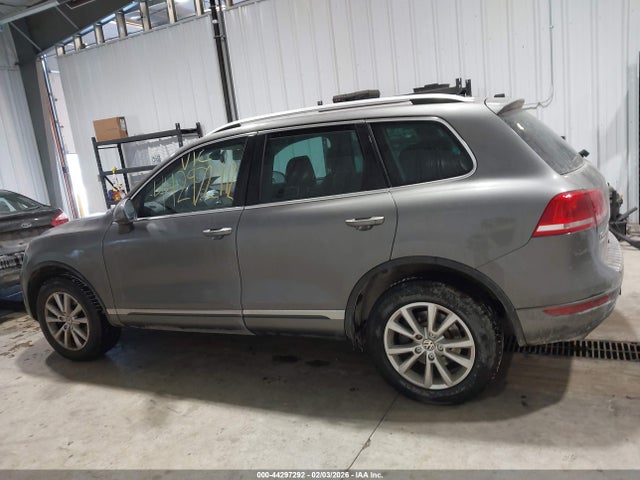 WVGEF9BP5ED012353 Volkswagen Touareg 3.6l Sport