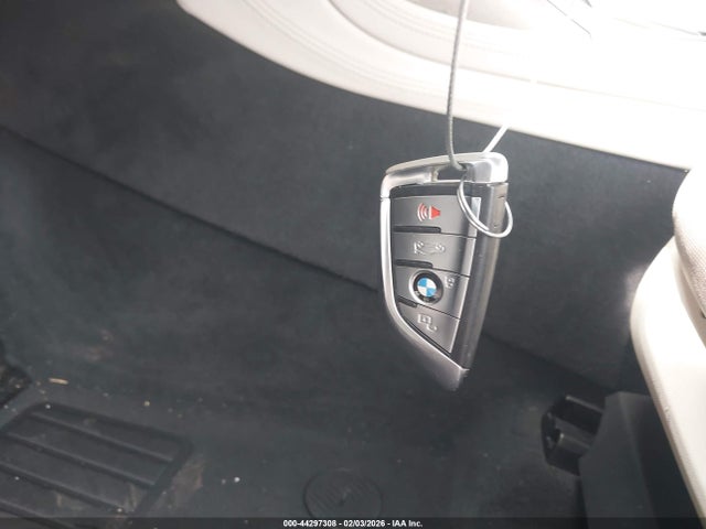 2020 BMW X7 5UXCX4C09L9B25687 Photo 10