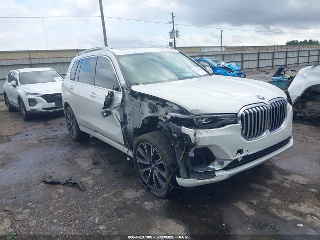 2020 BMW X7 5UXCX4C09L9B25687 Photo 5