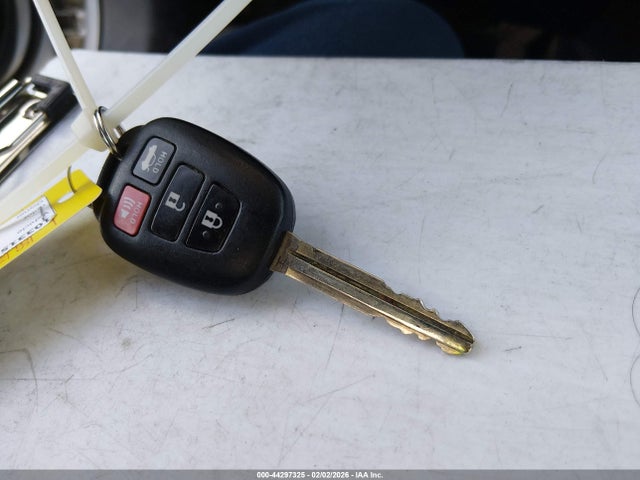 Toyota Corolla Le Plus 2016 5YFBURHEXGP474586 Image 11
