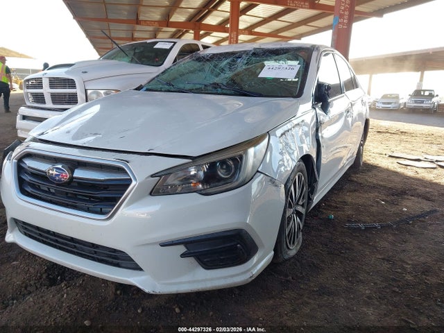 Subaru Legacy 2.5i 2019 4S3BNAB61K3028828 Image 2