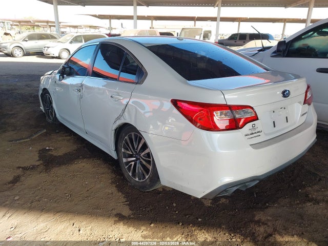 Subaru Legacy 2.5i 2019 4S3BNAB61K3028828 Image 3
