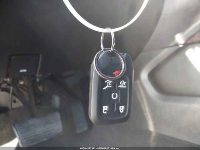 1GKS1GKC5JR208429 GMC Yukon Xl Slt