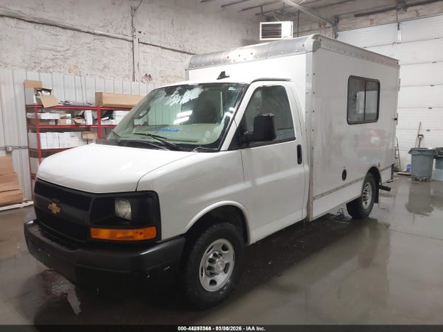 Chevrolet Express 2016 1GB0GRFF3G1276919 Image 2
