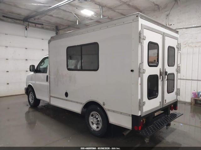 Chevrolet Express 2016 1GB0GRFF3G1276919 Image 3