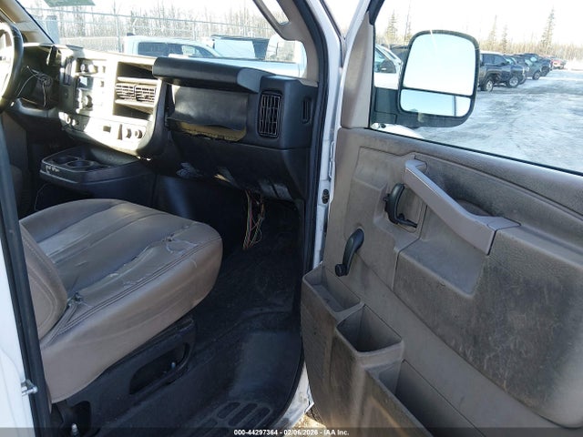 Chevrolet Express 2016 1GB0GRFF3G1276919 Image 14
