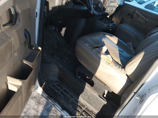 Chevrolet Express 2016 1GB0GRFF3G1276919 Image 17