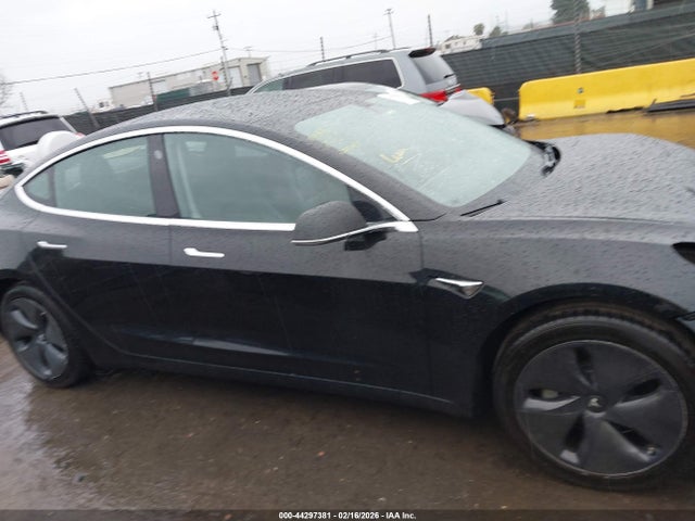 Продажа на аукционе авто 2019 Tesla Model 3 Long Range/mid Range/standard Range/standard Range Plus, vin: 5YJ3E1EA3KF395396, номер лота: 44297381