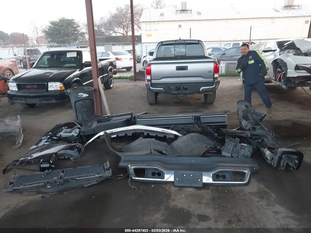 1GCUYHELXKZ169548 Chevrolet Silverado 1500 High Country