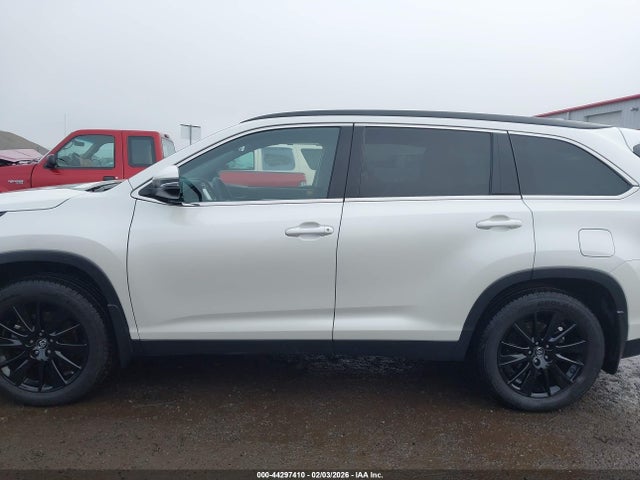 5TDJZRFH8KS563650 Toyota Highlander Se