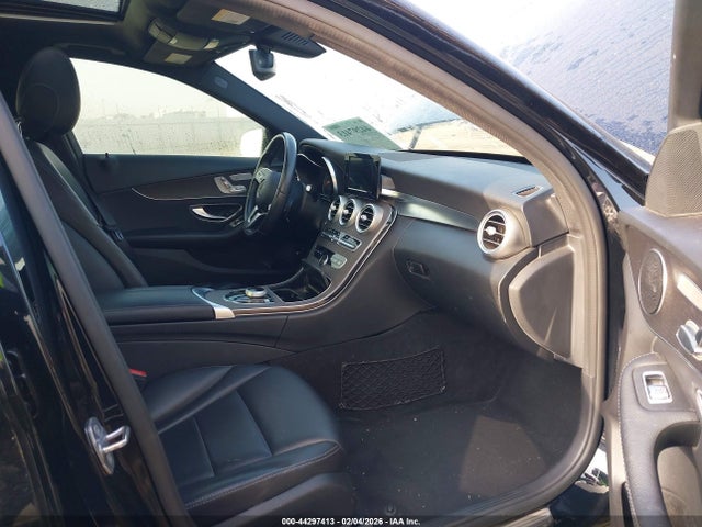55SWF8DBXKU310825 Mercedes-Benz C 300