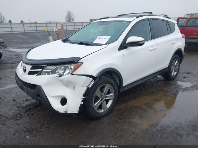 Toyota Rav4 Xle 2015 2T3RFREV2FW281429 Image 2