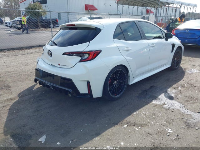 2024 TOYOTA GR COROLLA JTNABAAEXRA011587 Photo 3