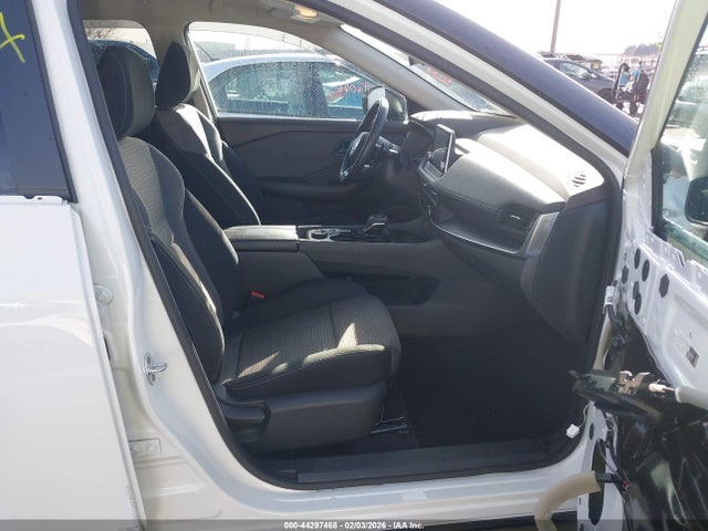 5N1AT3AB8MC711832 Nissan Rogue S Intelligent Awd