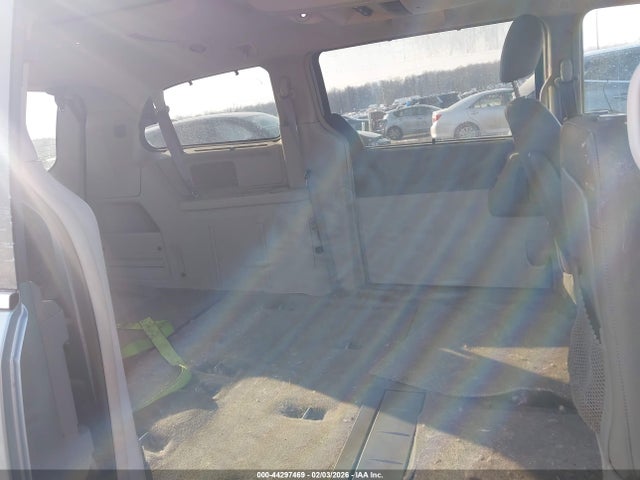 Продажа на аукционе авто 2009 Chrysler Town & Country Touring, vin: 2A8HR54199R512649, номер лота: 44297469