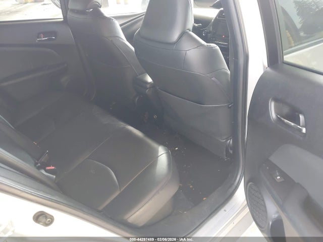 JTDKARFUXH3031853 Toyota Prius Four