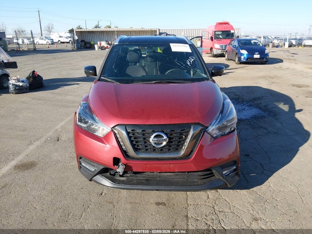 3N1CP5CU9KL539245 Nissan KICKS SR