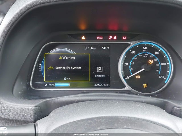 1N4AZ1CPXJC306640 Nissan LEAF SV