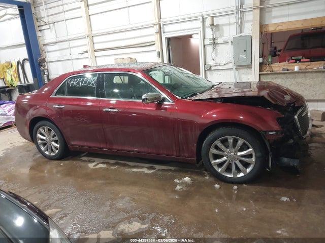 44297558 :رقم المزاد ، 2C3CCAKG6HH647650 vin ، 2017 Chrysler 300c Awd مزاد بيع