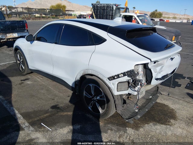 2022 FORD MUSTANG MACH-E 3FMTK1RM4NMA29049 Photo 2