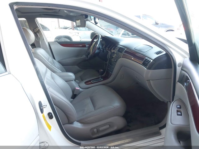 Aukcja sprzedaży 2002 Lexus Es 300, vin: JTHBF30G225026884, numer aukcji: 44297580