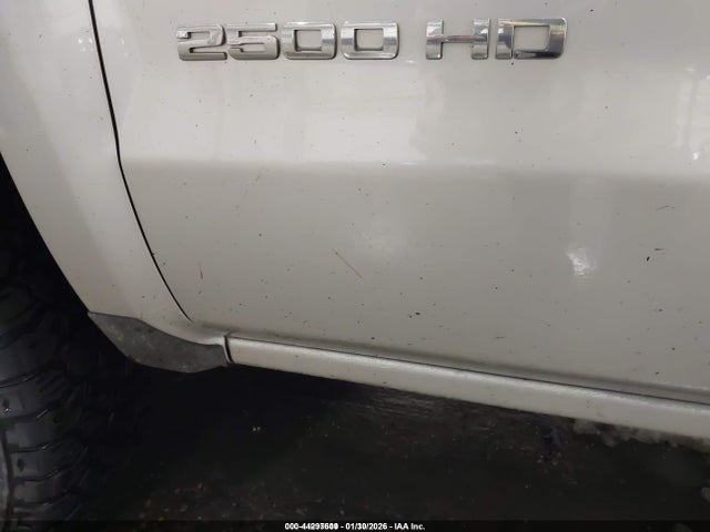1GC1KUEG6JF262695 Chevrolet Silverado 2500hd Wt