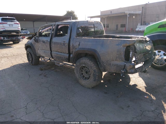 3TMCZ5ANXLM348013 Toyota Tacoma Trd Off-road